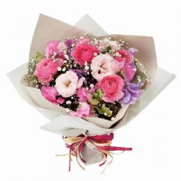 ピンクとパープルのふんわりブーケ