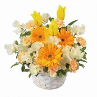 春のイエローアレンジメント