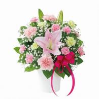 ピンクユリの母の日アレンジメント