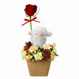 赤バラのマスコット付きアレンジメント